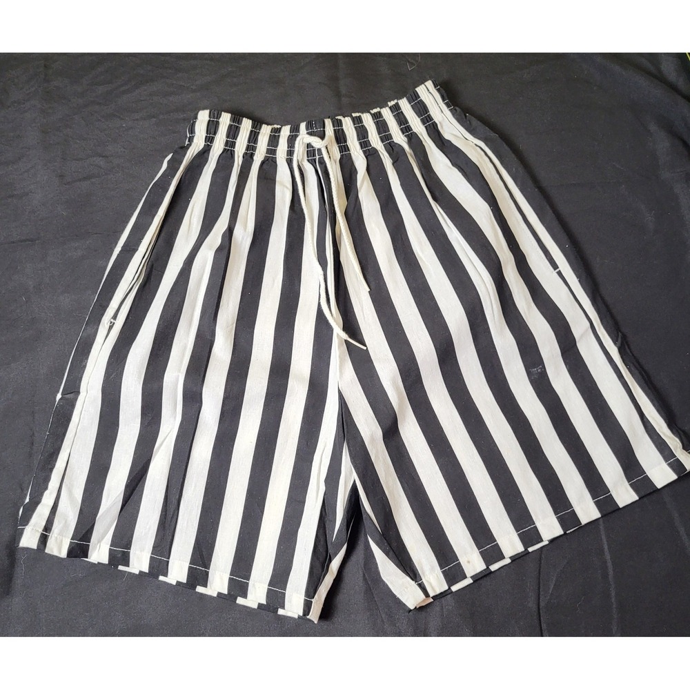 Vintage Style Vertical Striped Shorts by Victoria Harbor | Size S